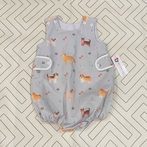 NWT Best Dressed Dog Bubble